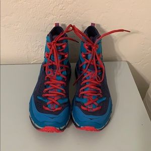 Hoka Hiking Boots NWOT